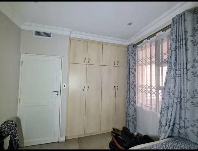 3 BEDROOM APARTMENT FOR SALE IN WESTBROOK